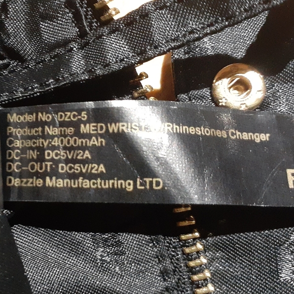 Juicy Couture Black Label Med Wristlet Rhinstones Changer Black NWOT - Picture 6 of 6